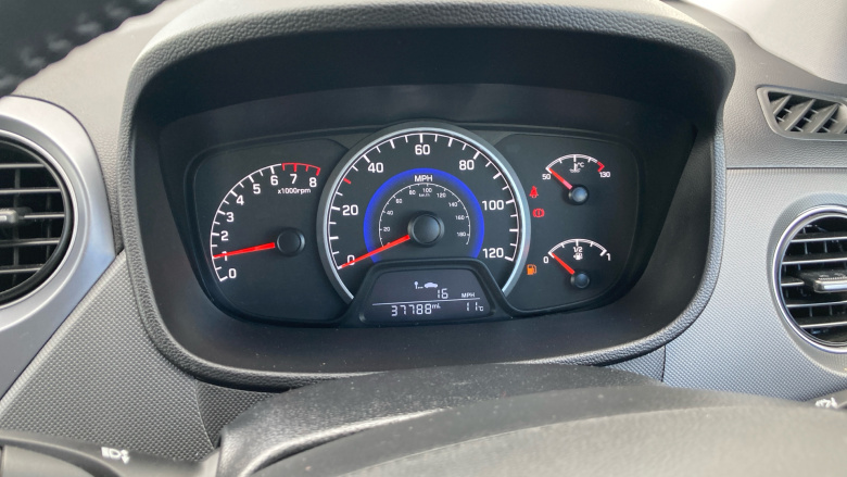 Hyundai i10 1.0 Play 5dr Petrol Hatchback